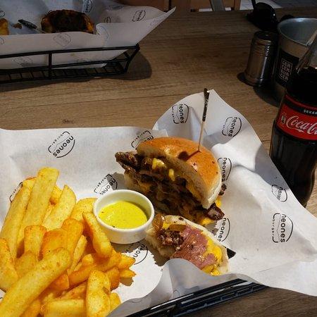 Neones Burger